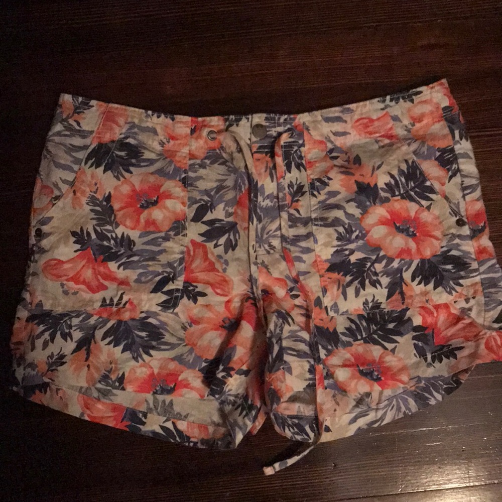 Gap Shorts